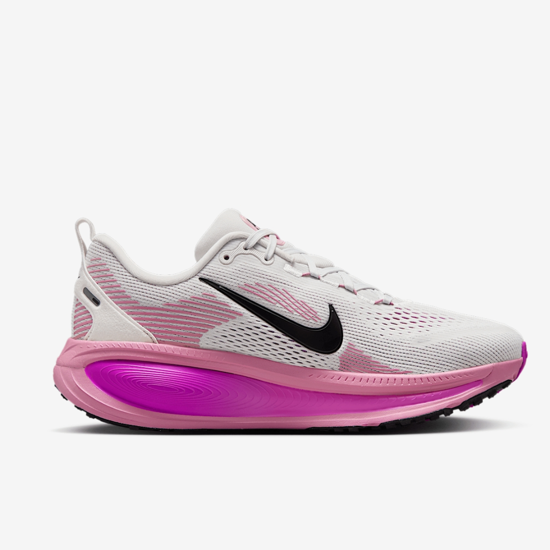 Air Zoom Vomero 18 Summit White Elemental Pink