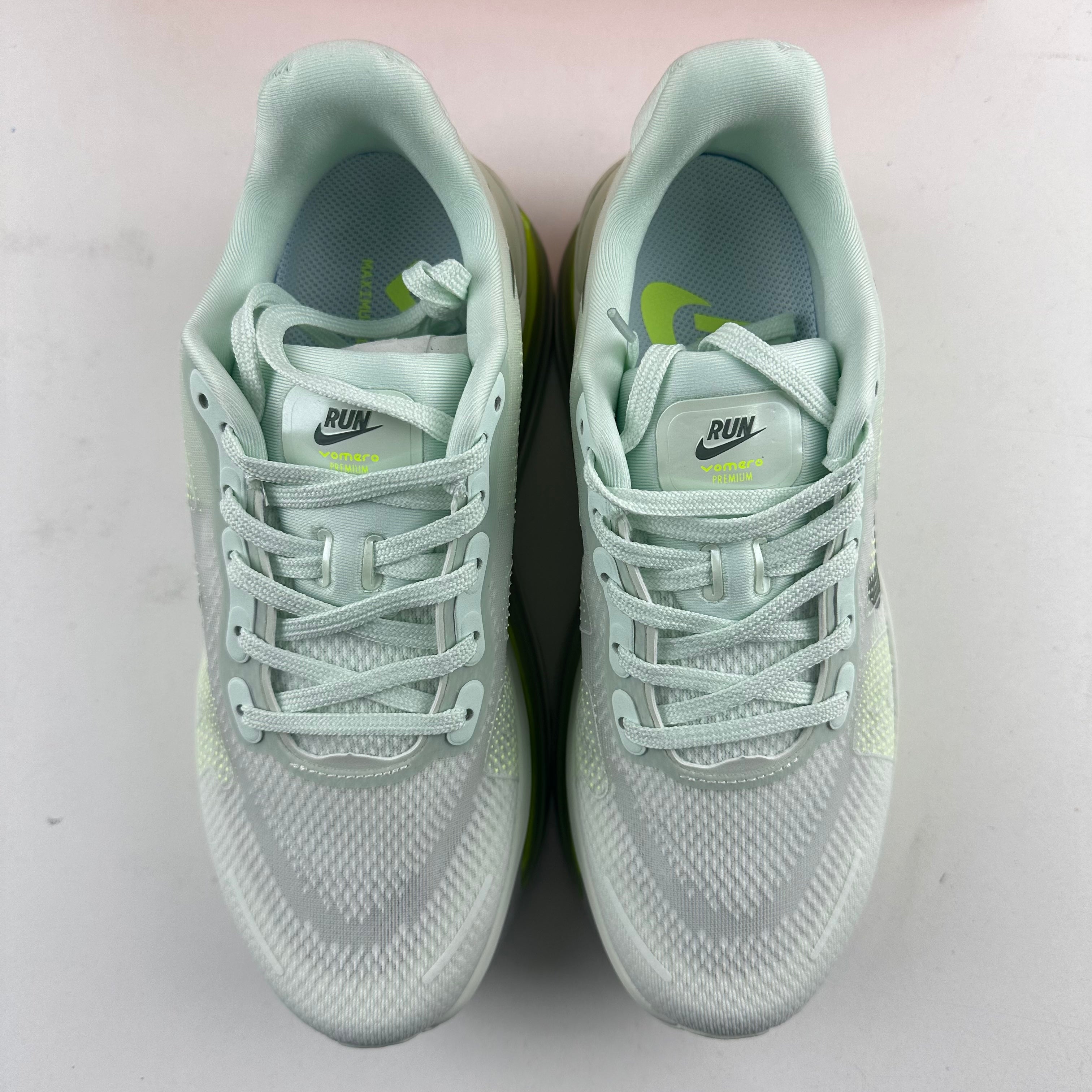 Nike Vomero Premium Barely Volt