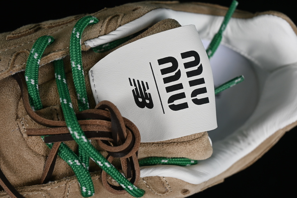 New balance 530 x miumiu ecru