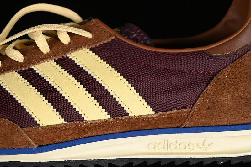 SL 72 maroon almost yellow