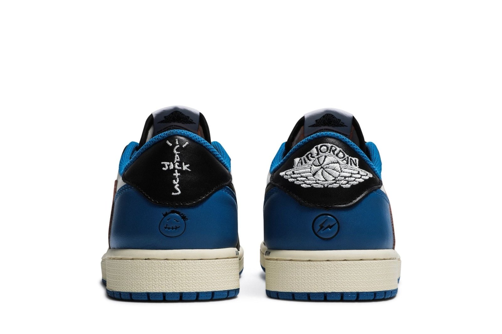 Tênis Nike Air Jordan 1 Retro Low Fragment Design x Travis Scott Couro Branco Preto Azul