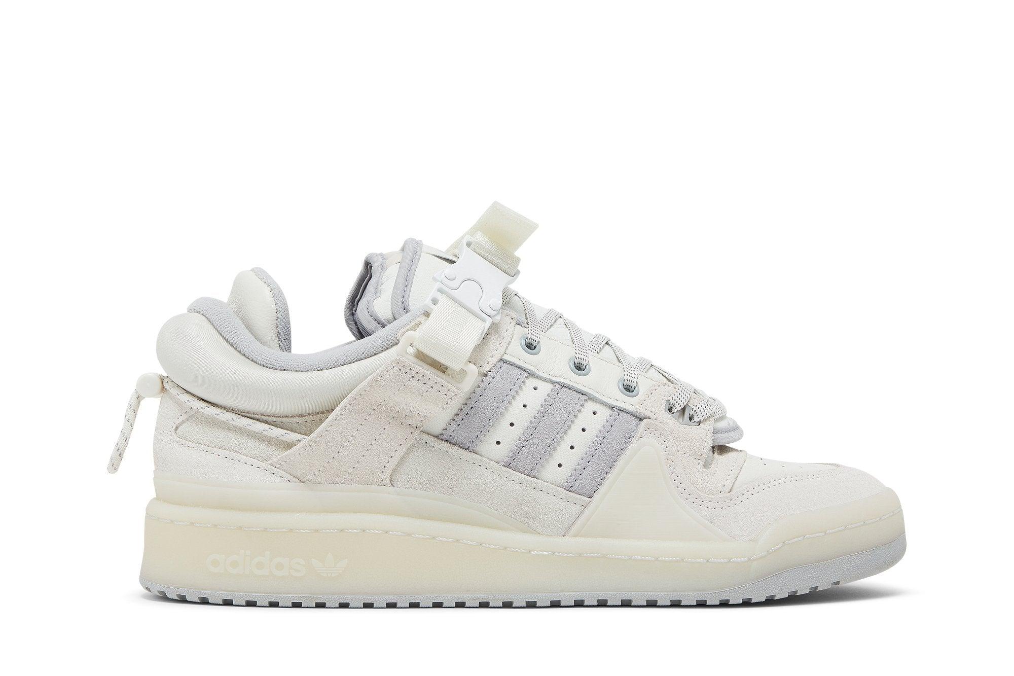 Tênis Bad Bunny x adidas Forum Buckle Low White Branco