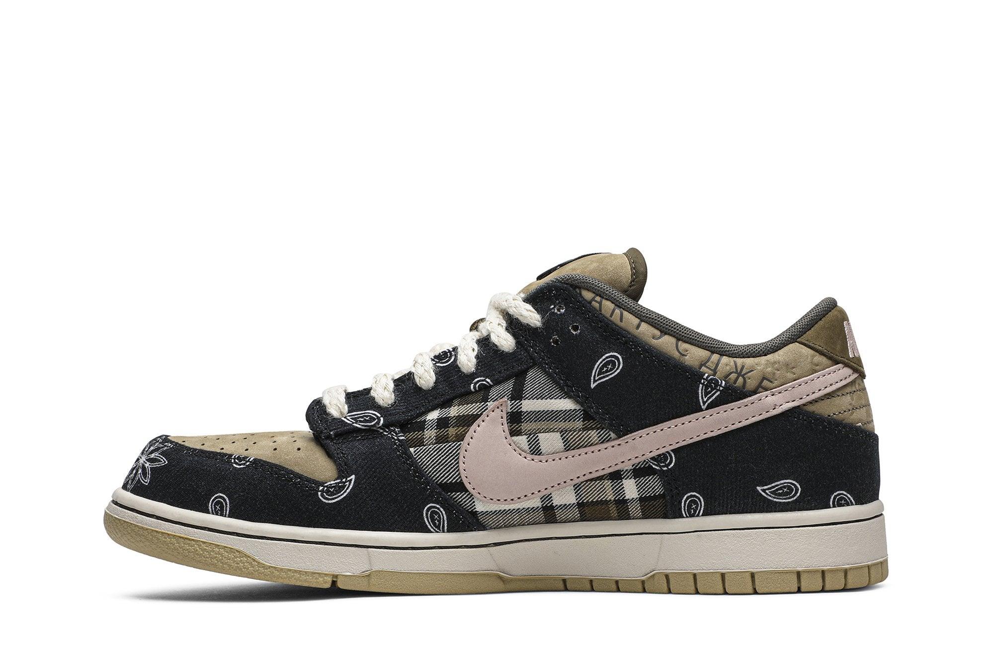 Tênis Travis Scott x Nike Dunk Low Cactus Jack Preto