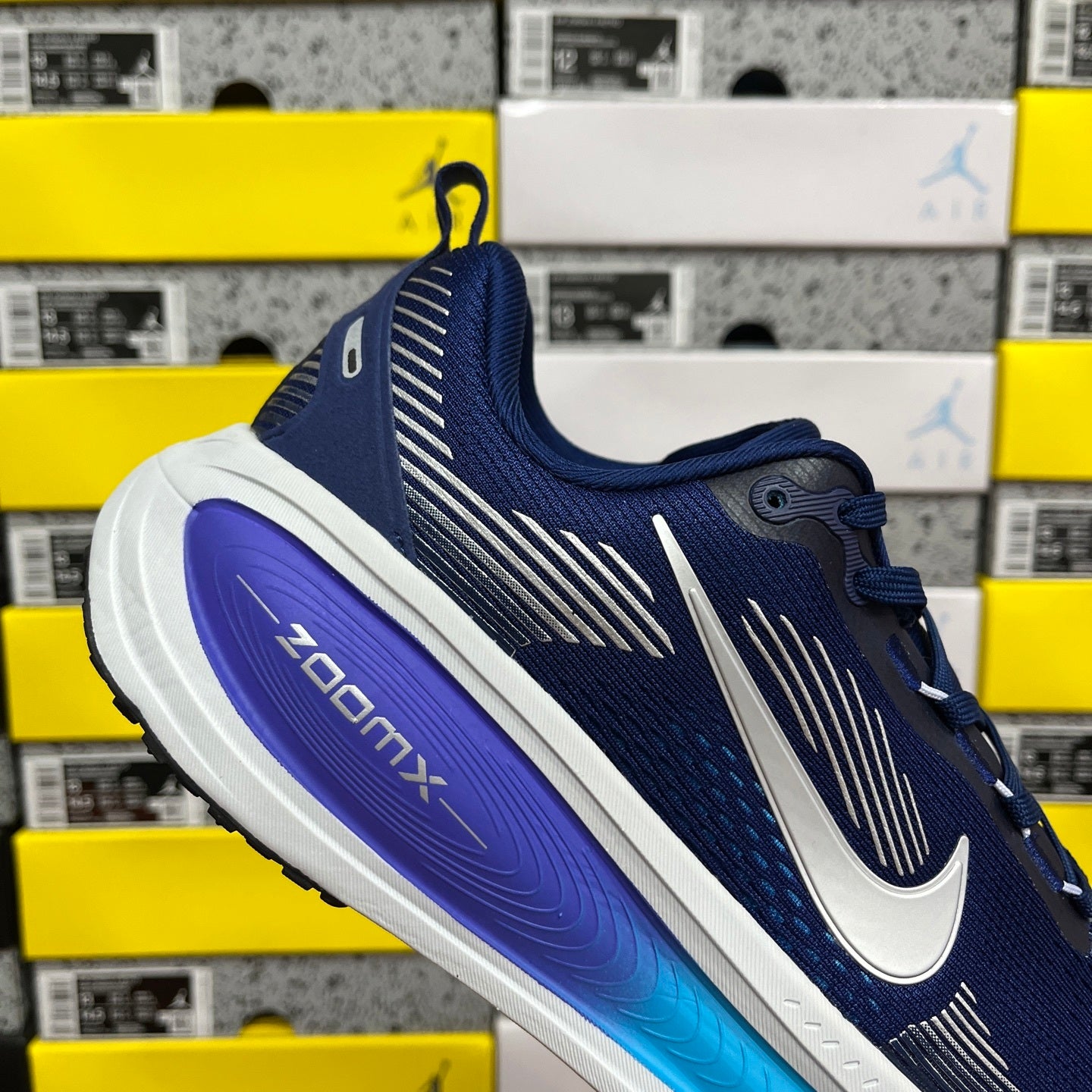 Air Zoom Vomero 18 Blue Void