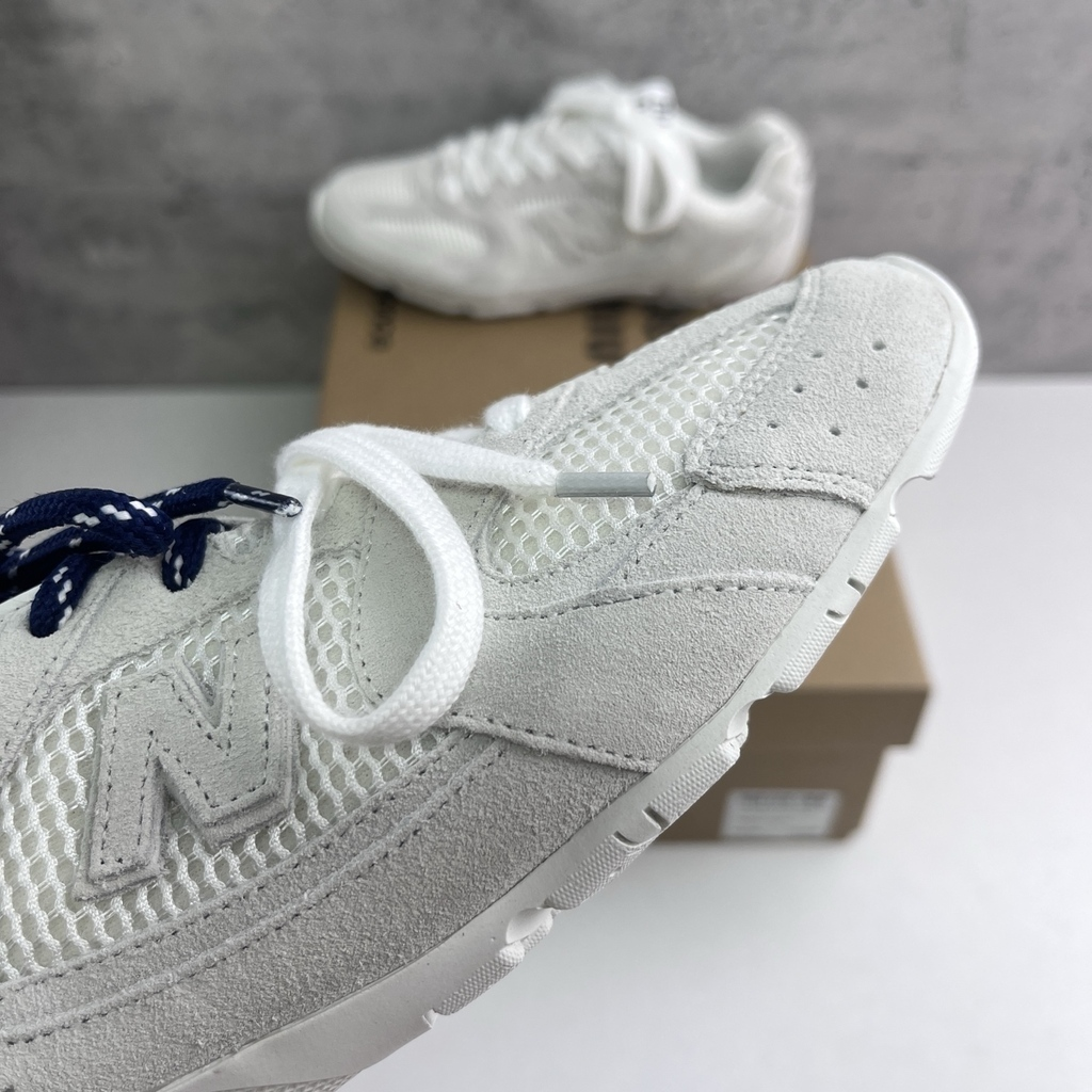 New balance 530 sl x miumiu white and blue