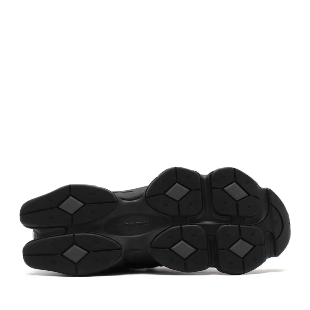 New Balance 9060 triple black