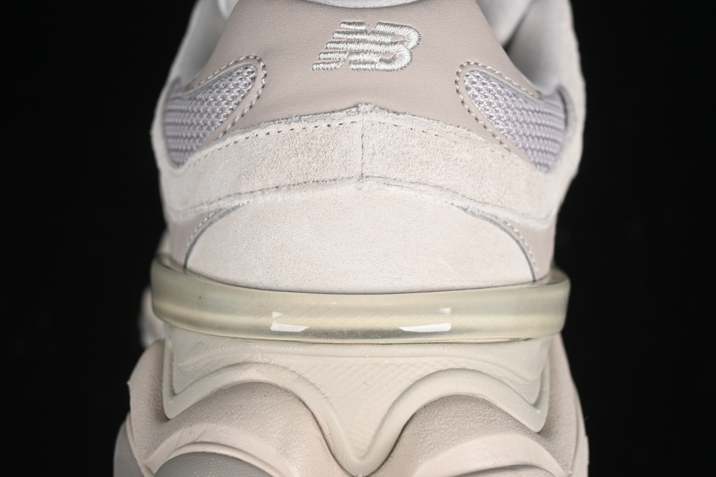 New balance 9060 grey moonbeam